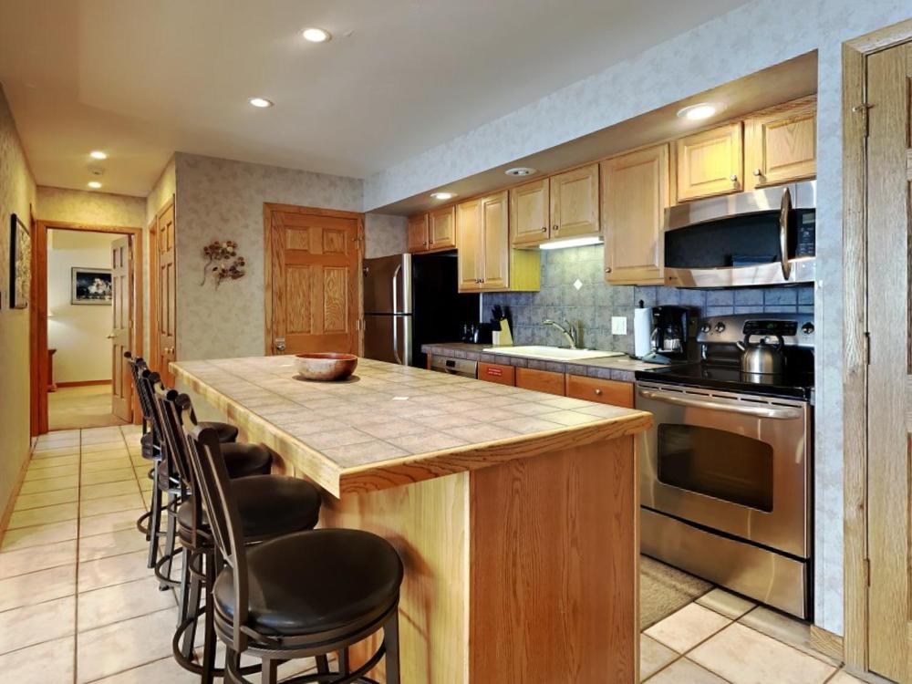 Timberline Condominiums 2 Bedroom Standard Unit C2H